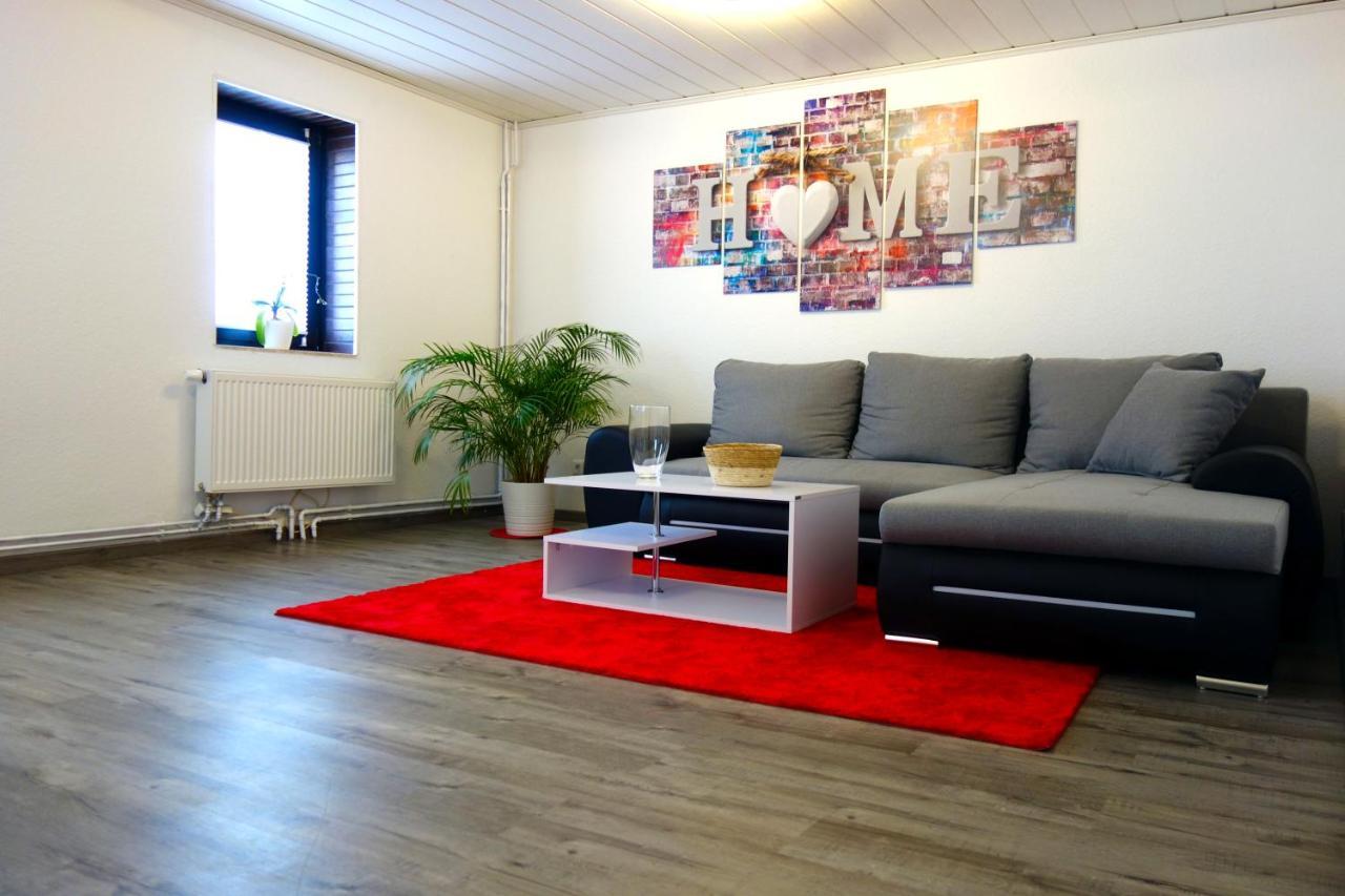 Happy-Homes Red - Up To 5 - Kueche - W-Lan - Netflix - Honig - Terrasse Altenstädt 外观 照片